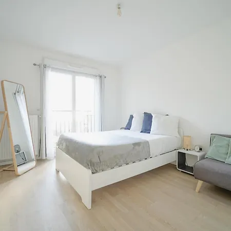 公寓 Parking, Balcon, Vue Jardin A 5 Minutes Du Metro 圣旺