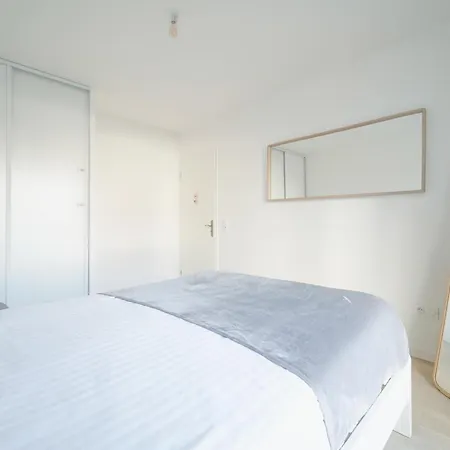 公寓 Parking, Balcon, Vue Jardin A 5 Minutes Du Metro 圣旺